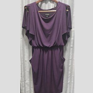 Beautiful Enfocus split sleeve Dress